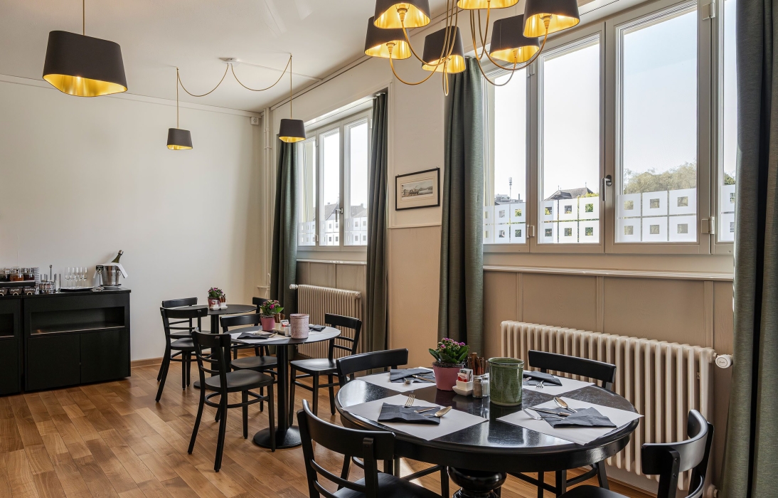 Fruehstuecksraum boutique hotel karl luzern 11