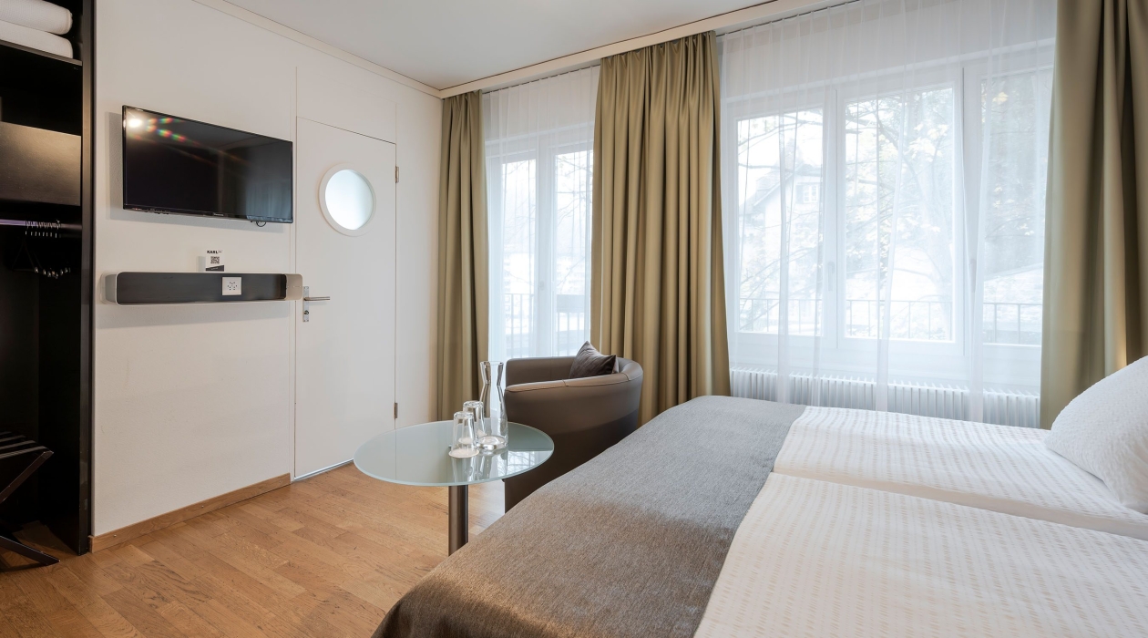 Doppelzimmer balkon 305 karl boutique hotel luzern 05